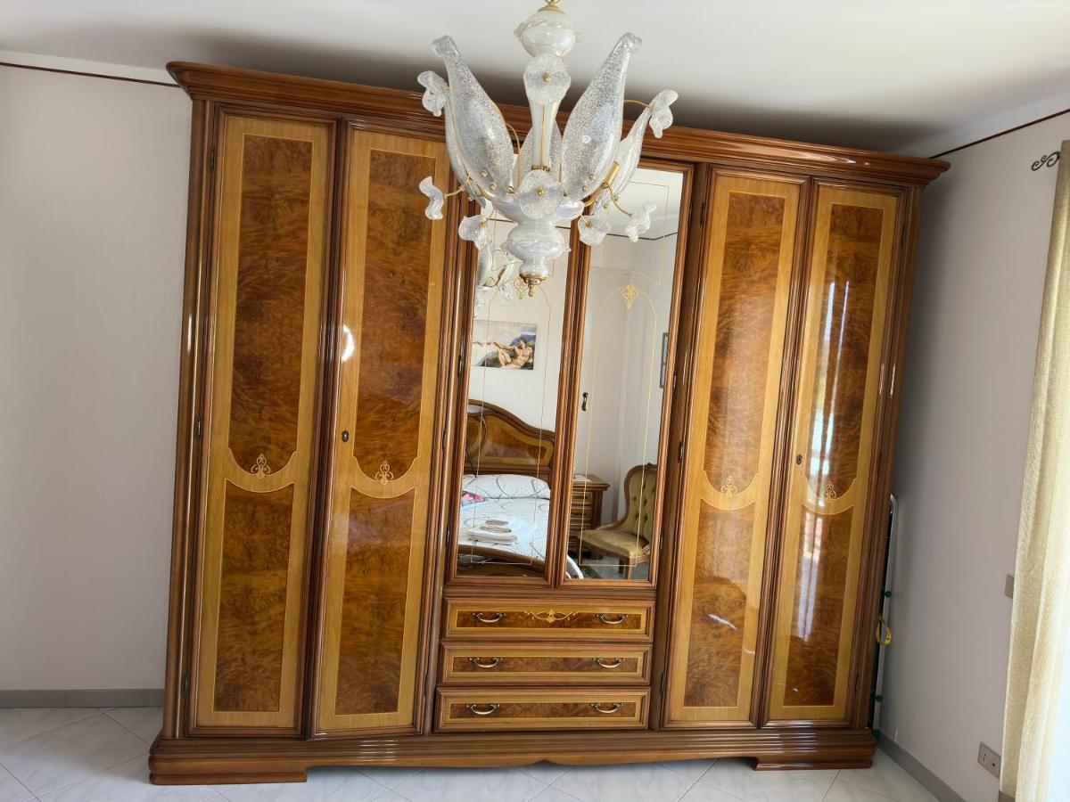 La Pigna Delle Aci Apartment 阿奇雷亚莱 外观 照片