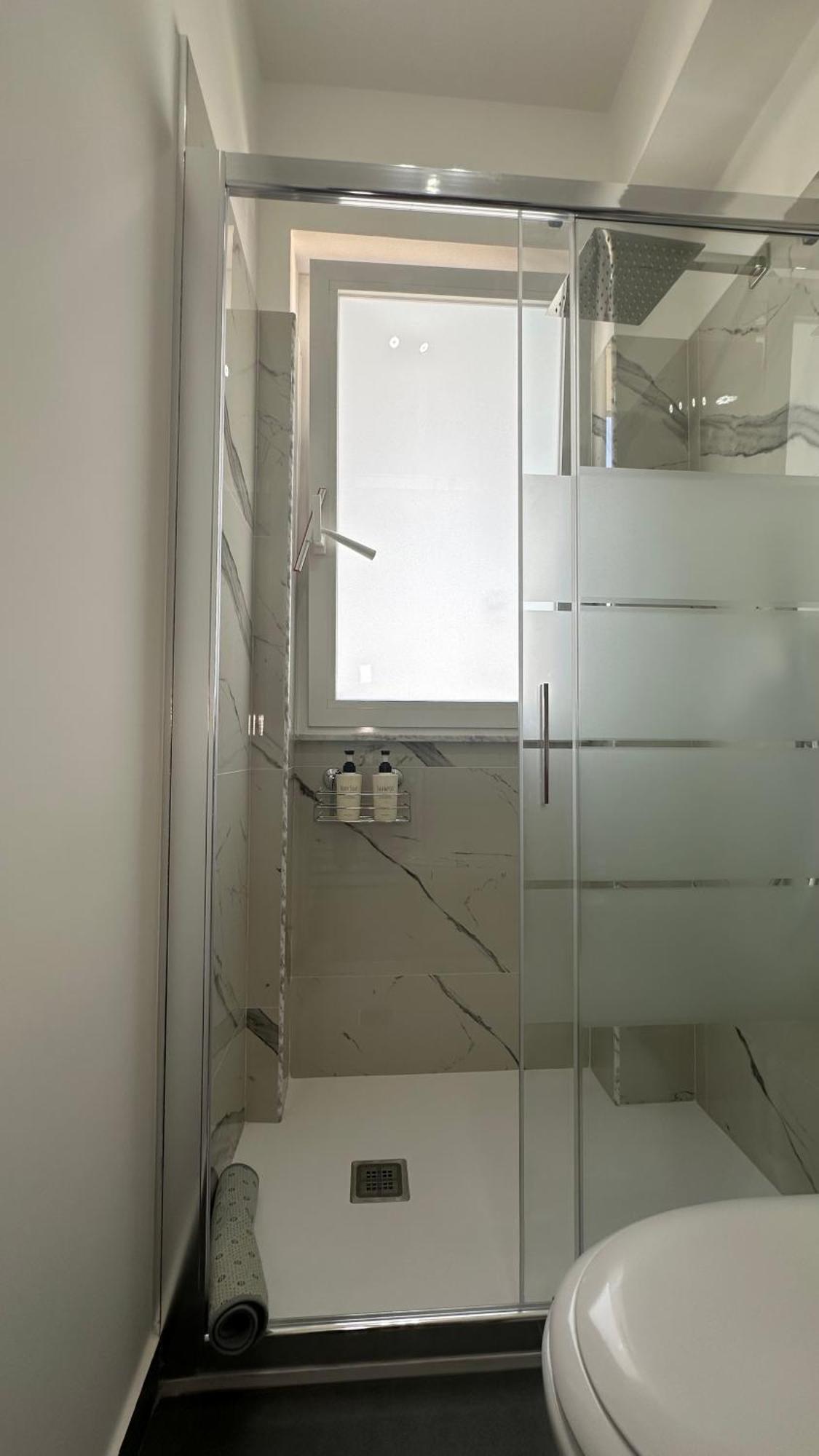 La Pigna Delle Aci Apartment 阿奇雷亚莱 外观 照片