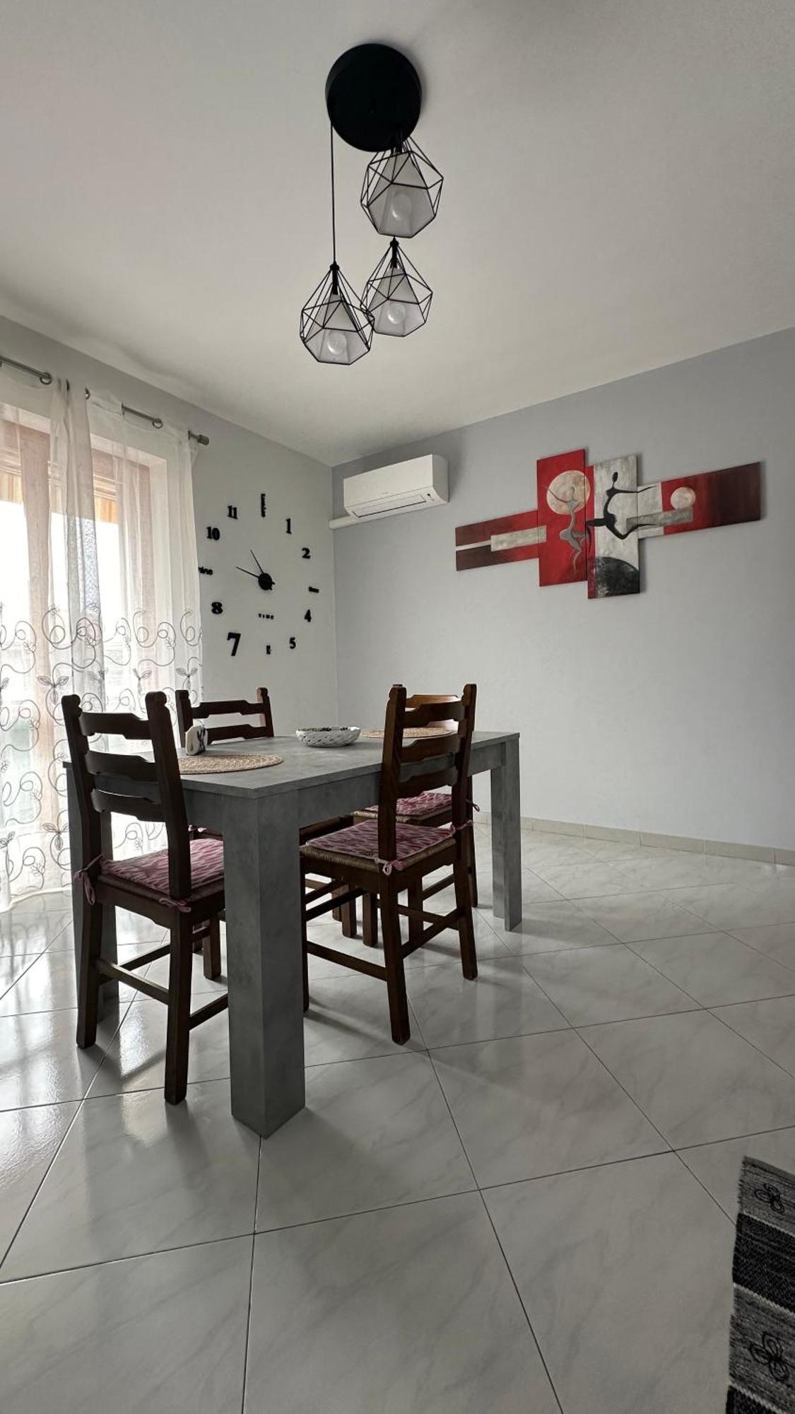 La Pigna Delle Aci Apartment 阿奇雷亚莱 外观 照片