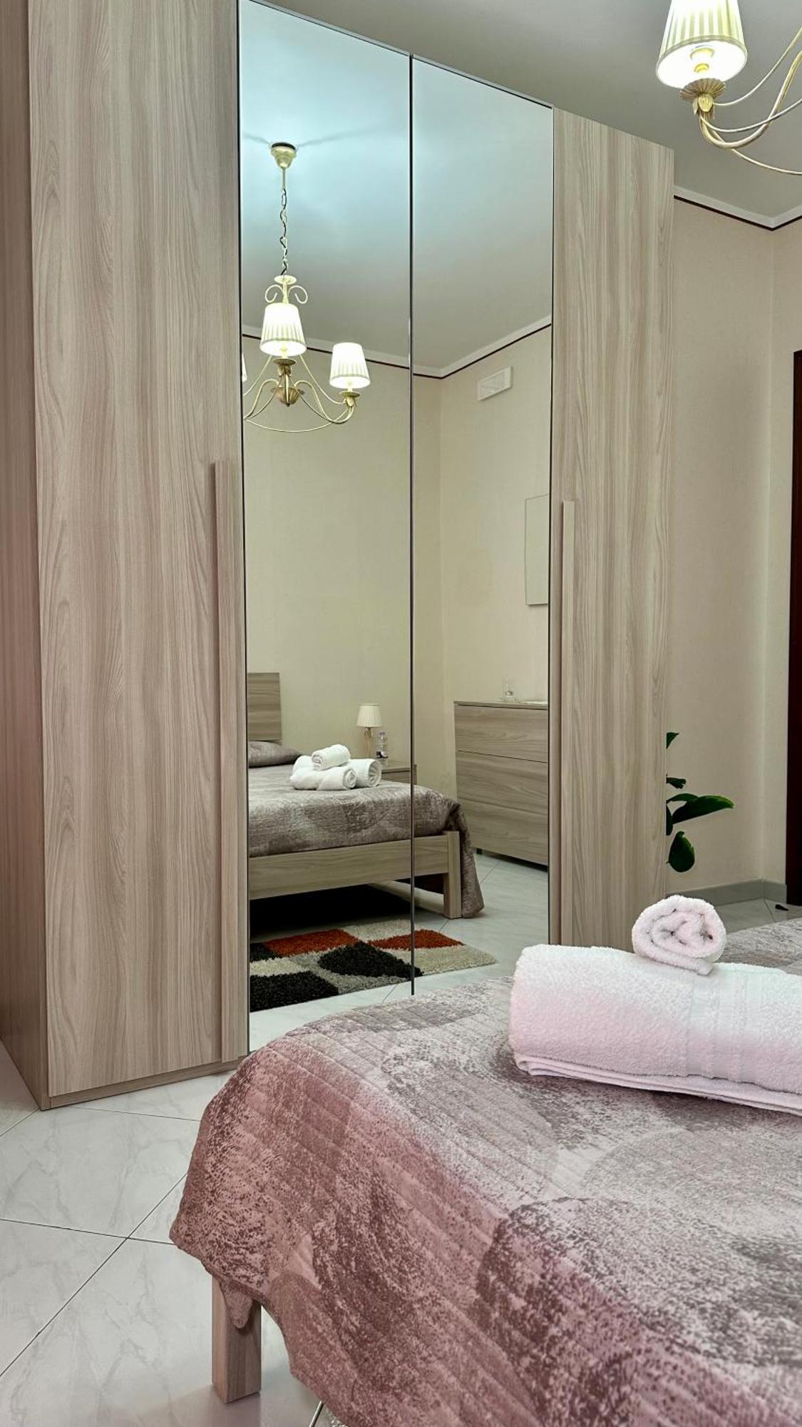 La Pigna Delle Aci Apartment 阿奇雷亚莱 外观 照片